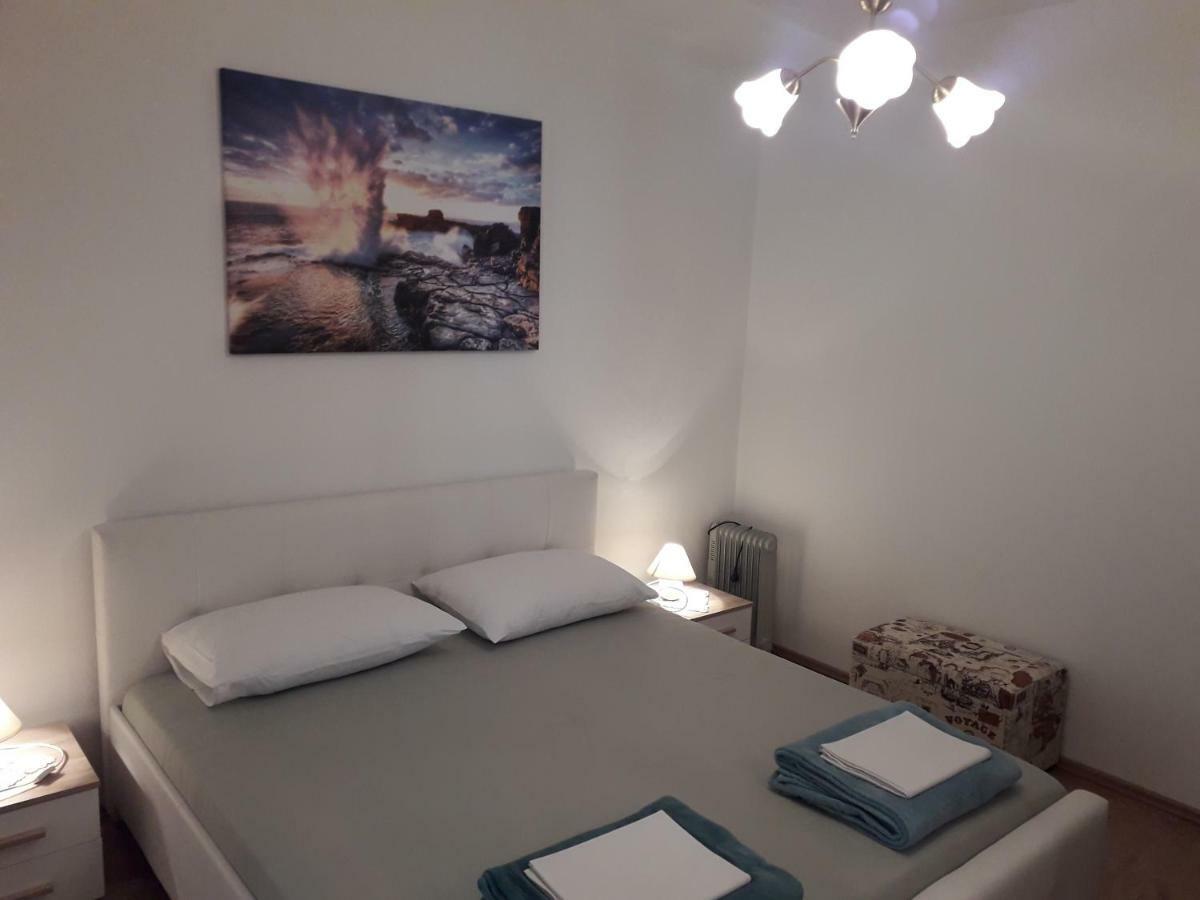 Apartman Helena Senj  Zewnętrze zdjęcie